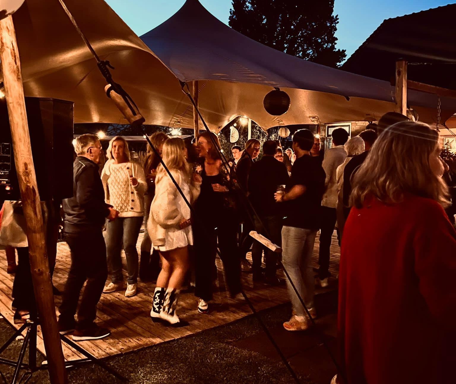 347591806_183463758016743_6965360589409074007_n